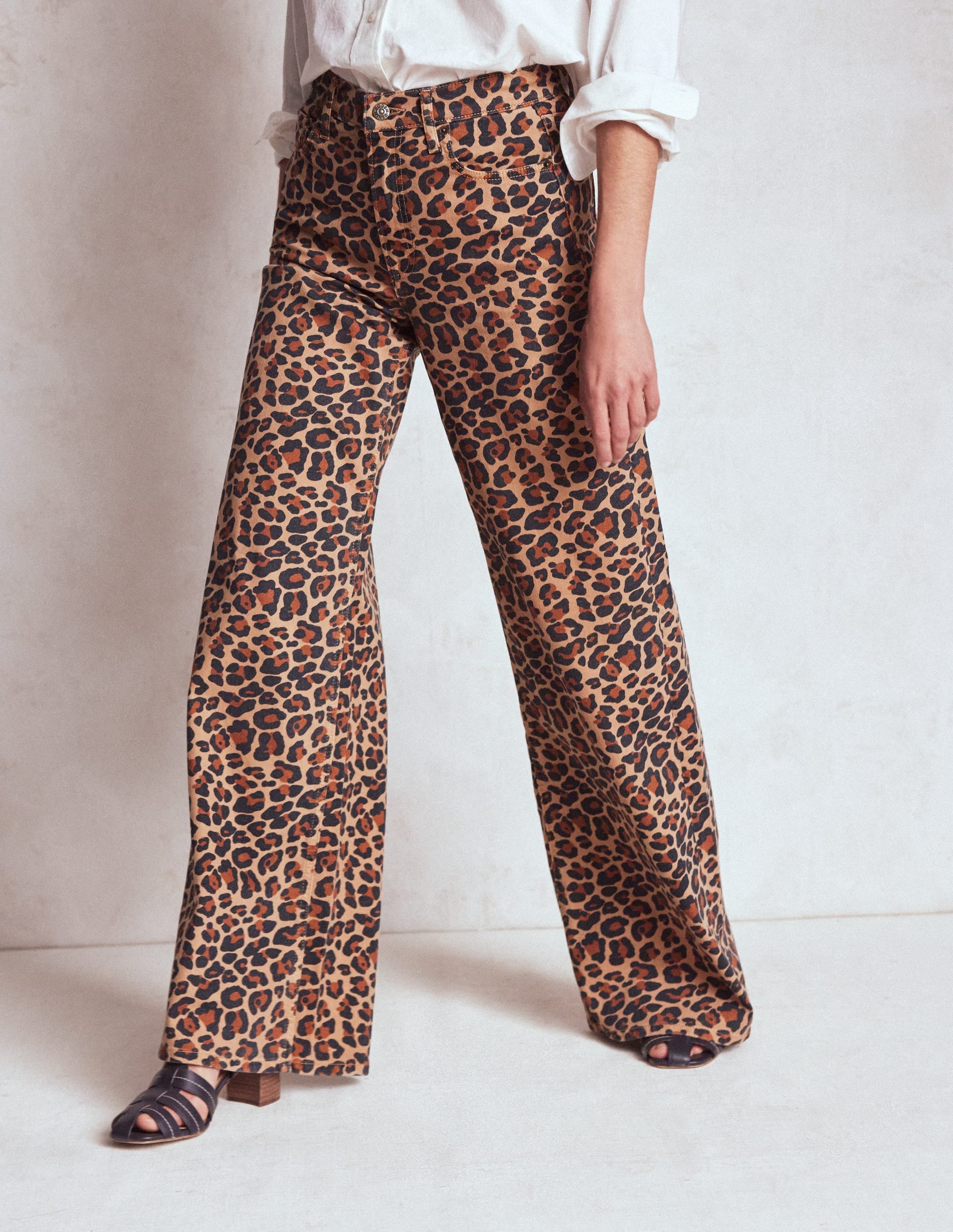 High Rise Wide Leg Jeans-Leopard Print