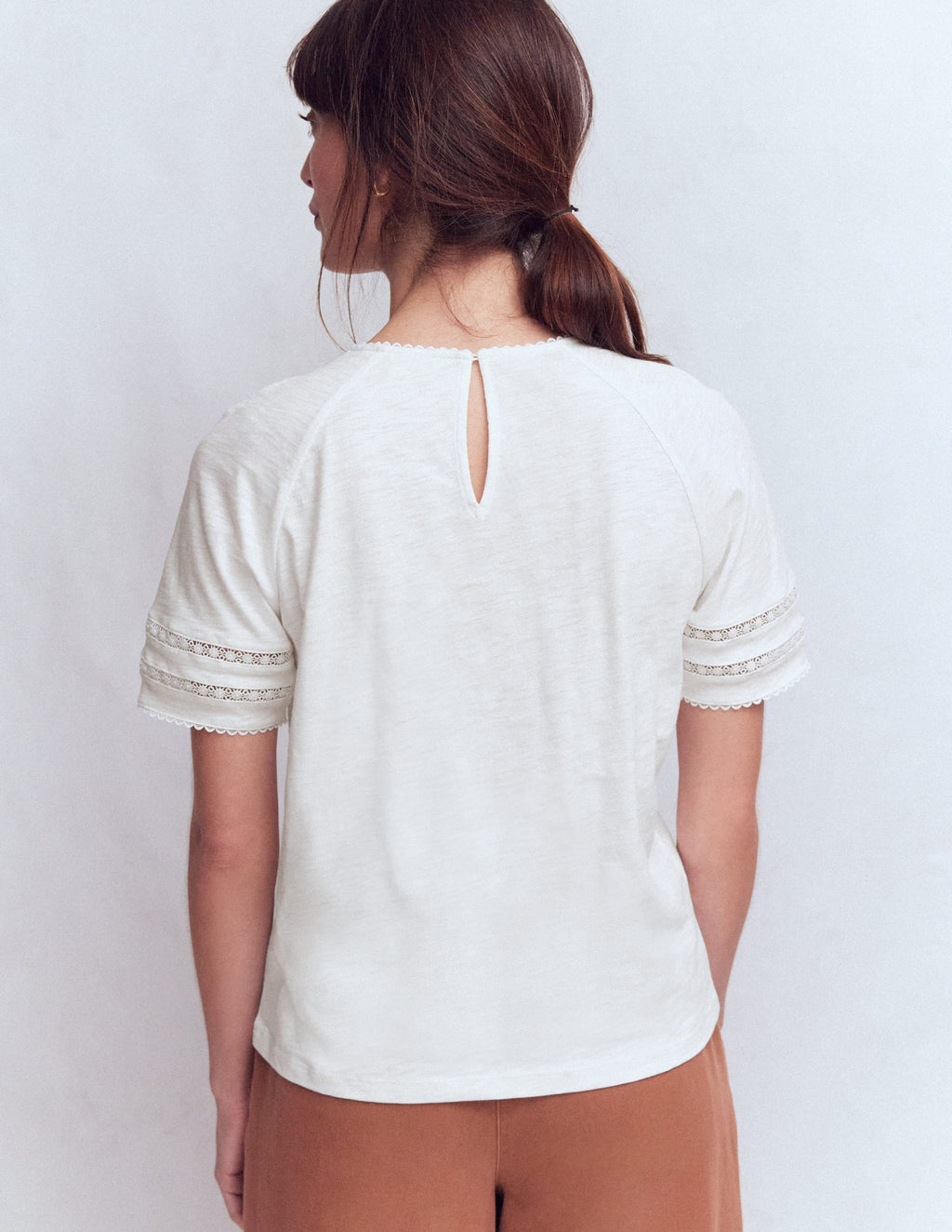 Poppy Trim Crew T-shirt-White
