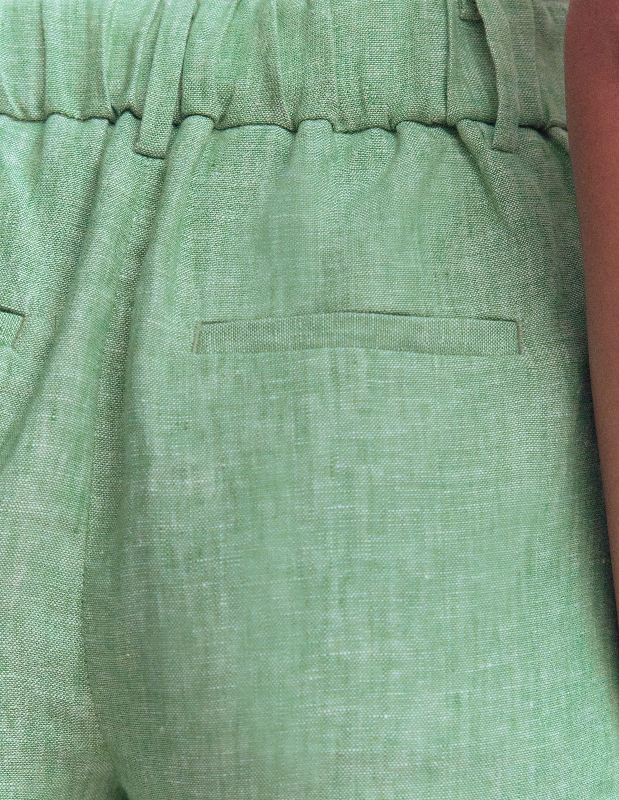 Kensington Linen Shorts-Aloe Green Chambray
