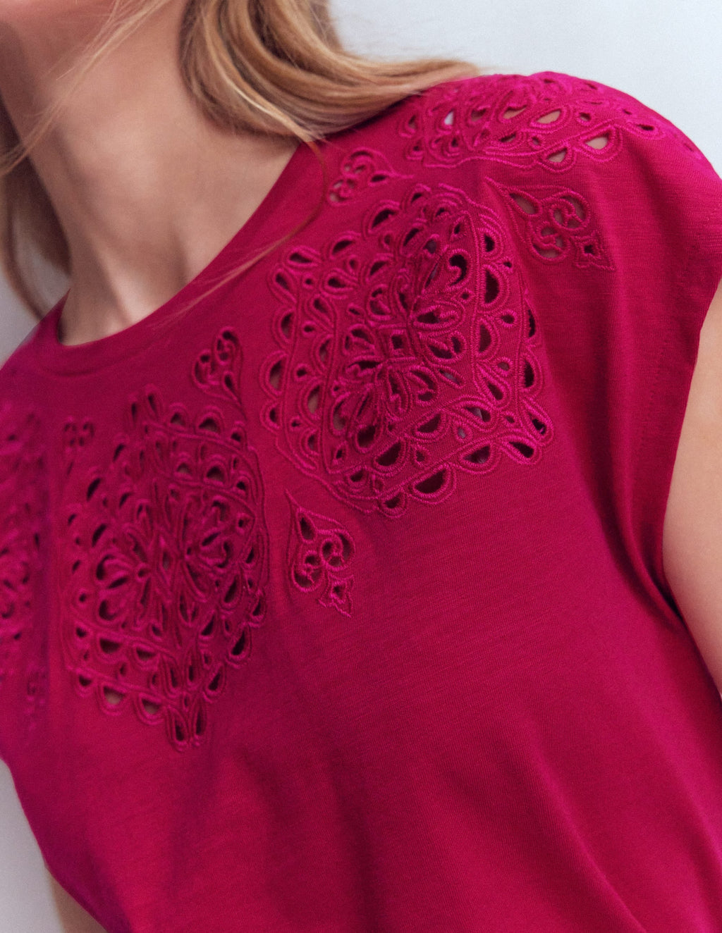 Willow Broderie T-shirt-Granita